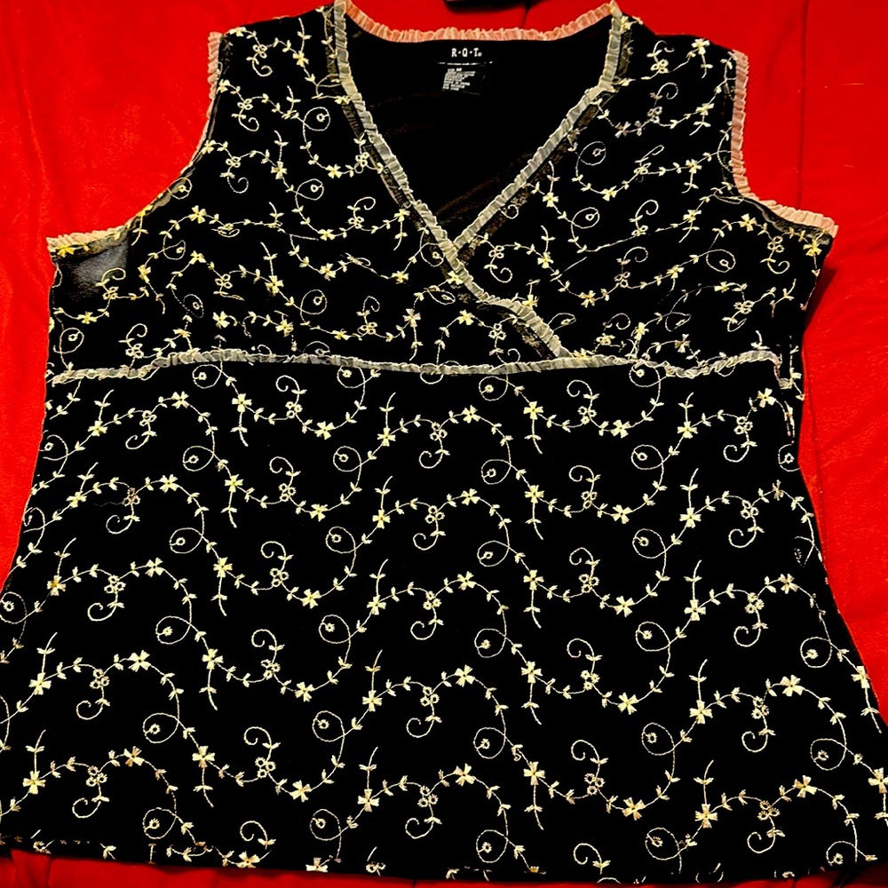 Blouse and skirt set